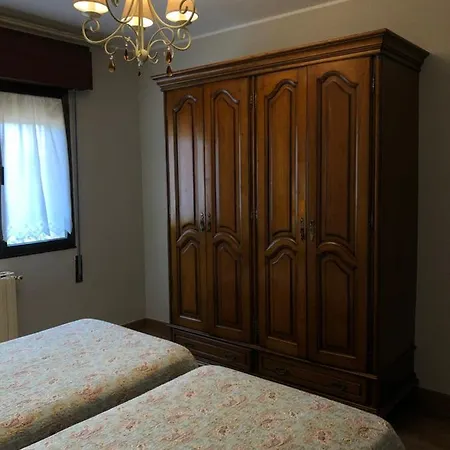 Vivienda Vacacional De La Prida * Arriba
